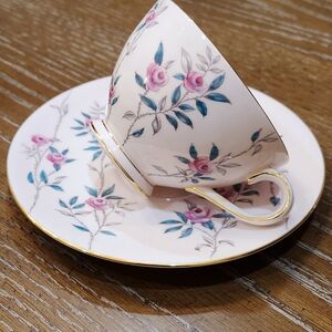 Vintage Tuscan Fine English Bone China Tea Cup & Saucer Nassau Pink Floral Rose